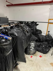 Garderoba na veliko , ženska