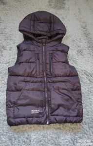 Prsluk RESERVED za dečke veličina 7god