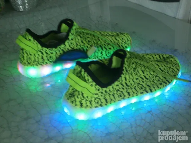 LED svetleće patike ZELENE plitke br.39 unisex