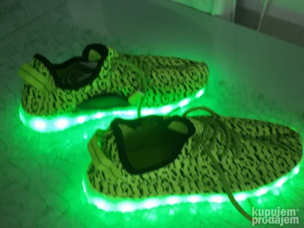 LED svetleće patike ZELENE plitke br.39 unisex