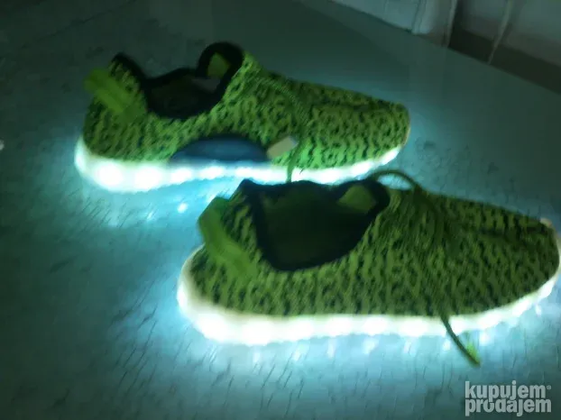 LED svetleće patike ZELENE plitke br.39 unisex