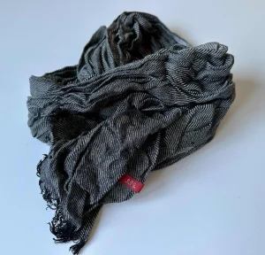 EDC ESPRIT sivi muški šal - NOVO