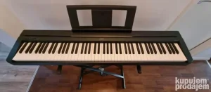 Yamaha P-45 B Digitalni pianino Black