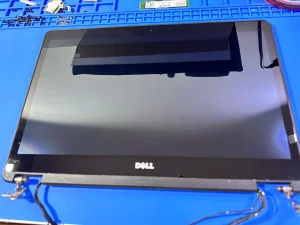 Dell E7440 ekran touchscreen komplet sa kućištem
