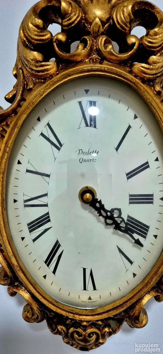 Prelep star pozlaceni zidni sat Luj XV stil