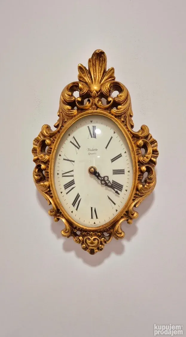 Prelep star pozlaceni zidni sat Luj XV stil