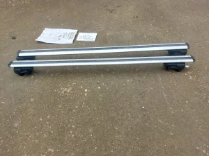 Toyota AVENSIS sa sinama od 2004 g krovni nosac