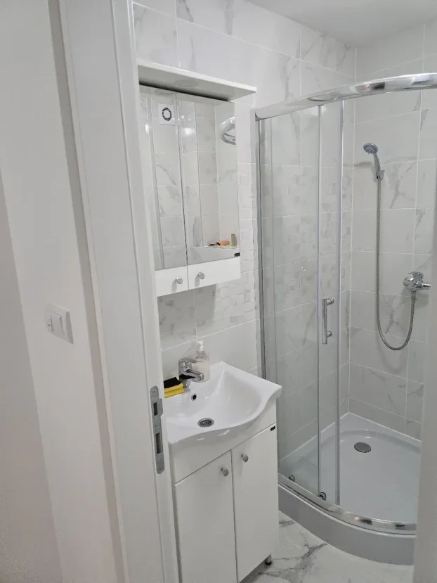 Ljubomira Romica, Loznica, Lagator, 1.5 jednoiposoban, 44 m²