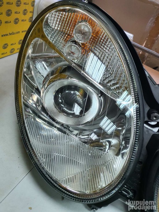 Far za Mercedes Benz E Klase D2S/H7, H7, W5W - Hella
