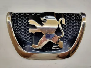 Peugeot maska