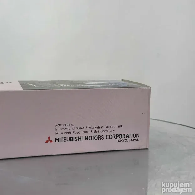 1/43 Mitsubishi Canter kamion