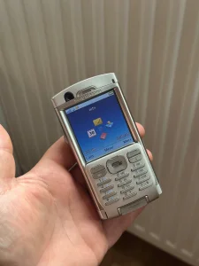 Sony Ericsson P990i