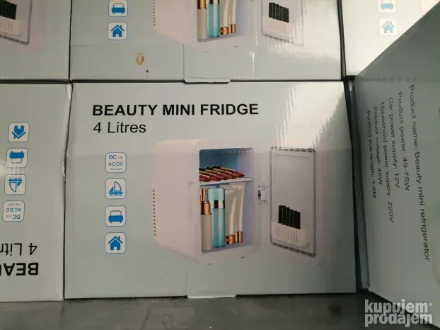 Mini frizider za kozmetiku