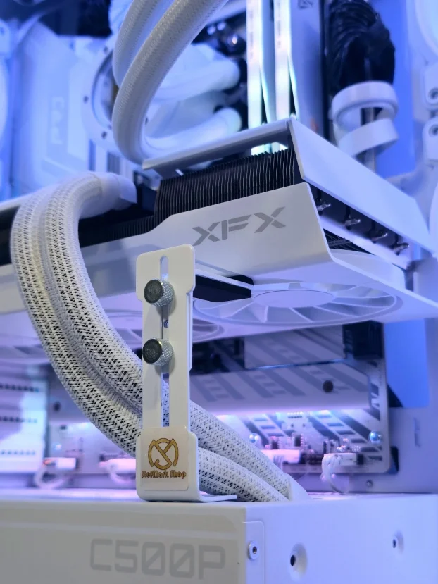 Ryzen 7 7800X3D RX 9070 X870 32GB 1TB - SM079PC