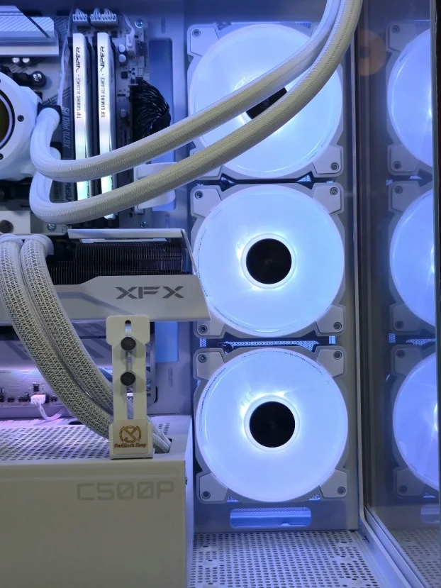 Ryzen 7 7800X3D RX 9070 X870 32GB 1TB - SM079PC