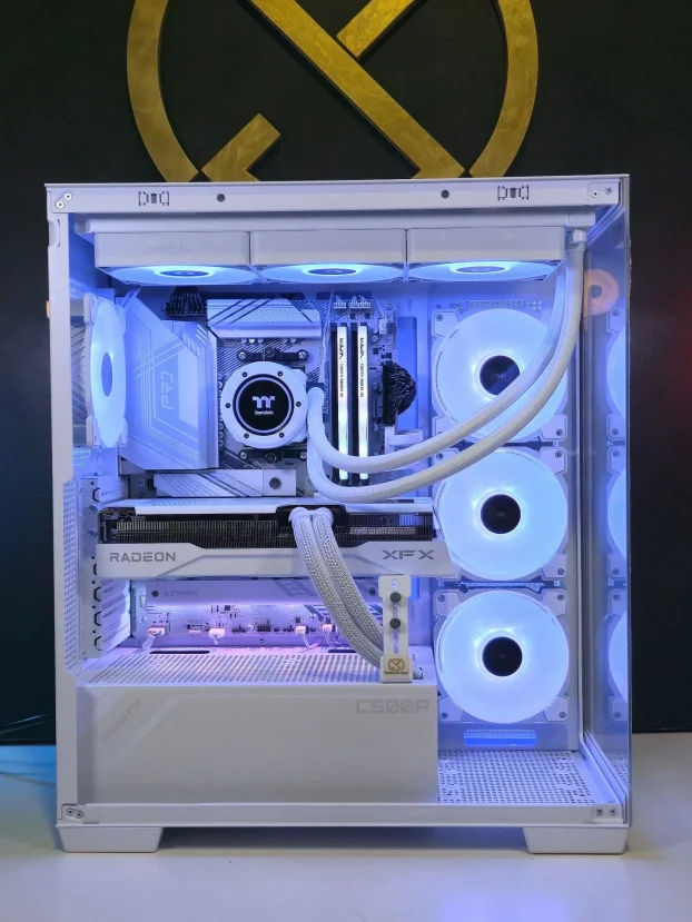 Ryzen 7 7800X3D RX 9070 X870 32GB 1TB - SM079PC
