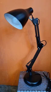 Stona lampa crna 1 x e27