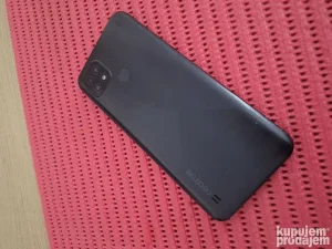 Realme c21