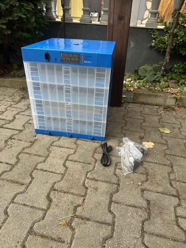 Inkubator od 256.jaja