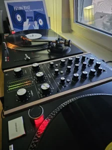 Ecler Warm 2 rotary mixer
