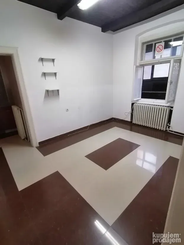 Petosoban stan 127m2 strogi centar,za IT, kancelarije..