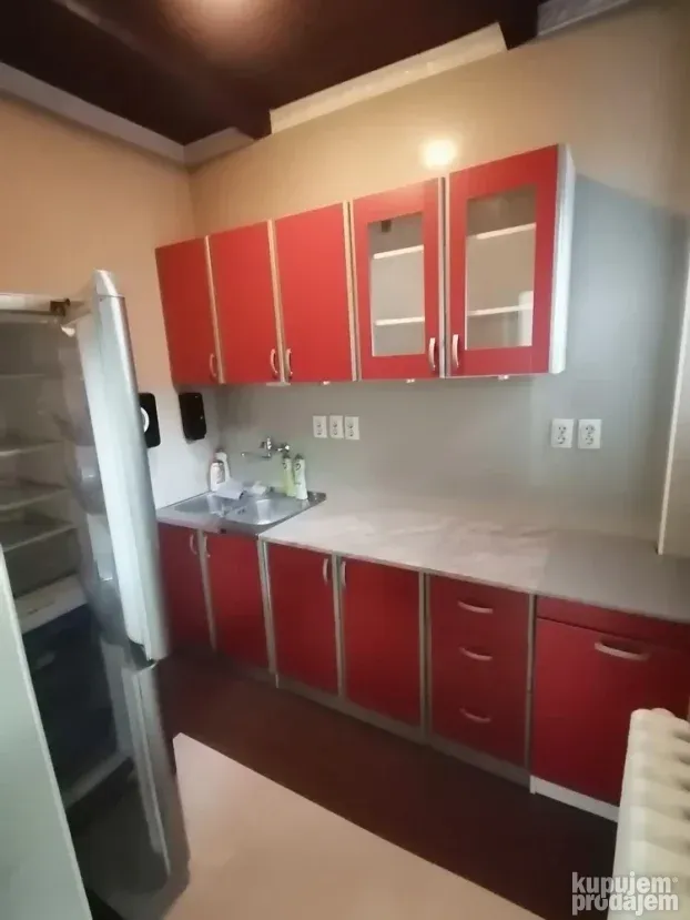 Petosoban stan 127m2 strogi centar,za IT, kancelarije..