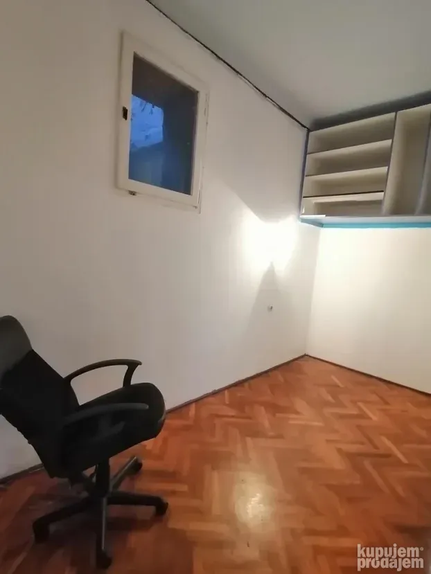 Petosoban stan 127m2 strogi centar,za IT, kancelarije..