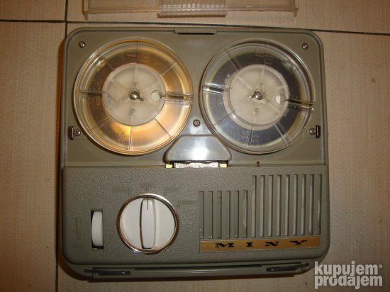 Magnetofon made in Japan