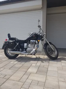 Suzuki Savage 650