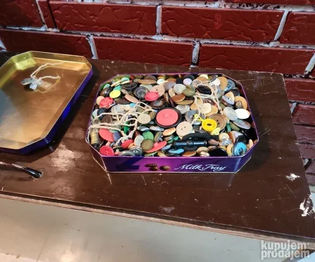 rajfeslus i ostala oprema za sivenje i krojenje