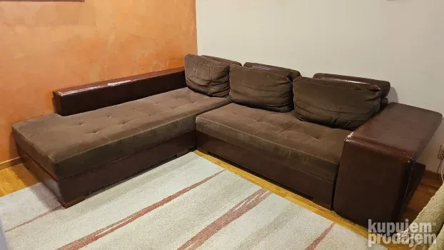 Besplatno odnosimo namestaj