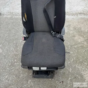 Vazdusna i mehanicka sedista