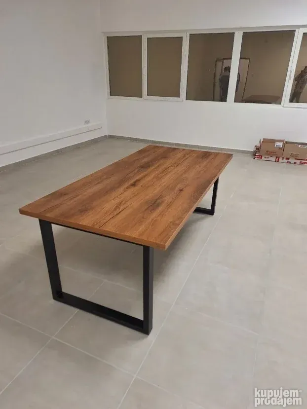 Izrada velikih trpezarijskih i konferencijskih stolova MX223