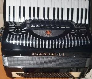 Scandalli 2+1  orginal