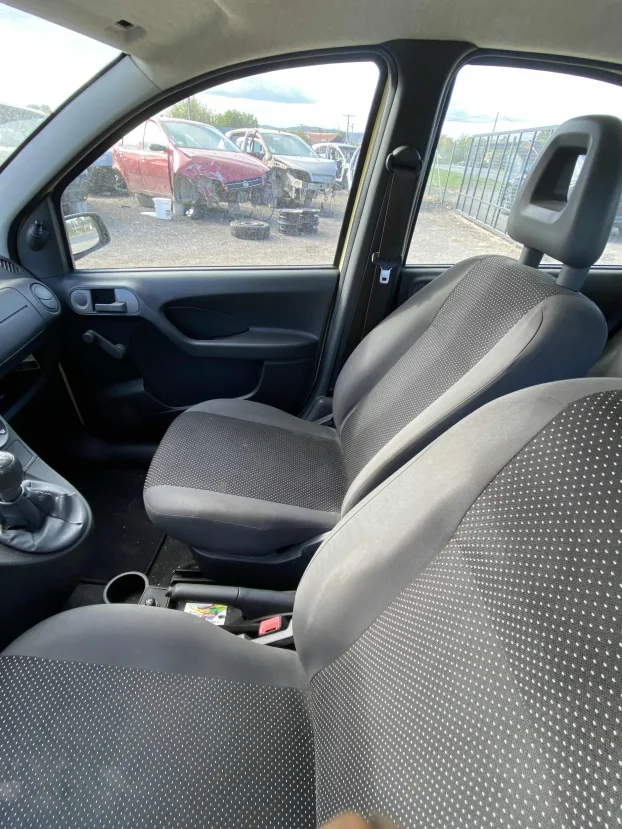 Fiat Panda 4x4,Punto,Grande,500,menjac,motor,haub,branik,far