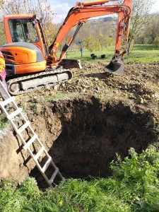 Iskopi bagerom temelja kanalaseptičkih jama krčenje,ravnanjr