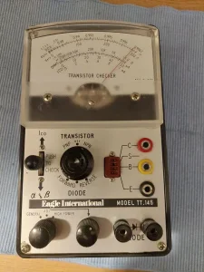 Analogni instrument za testiranje tranzistora i dioda