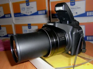 PANASONIC LUMIX FZ 70-16MPix, 60x optički zum,FULL pakovanje
