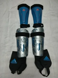 Sportski štitnici - kostobrani ,original ADIDAS , Holandija
