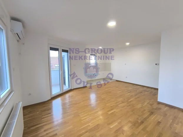 š:559422, Telep, 5+ petosoban, 122 m²