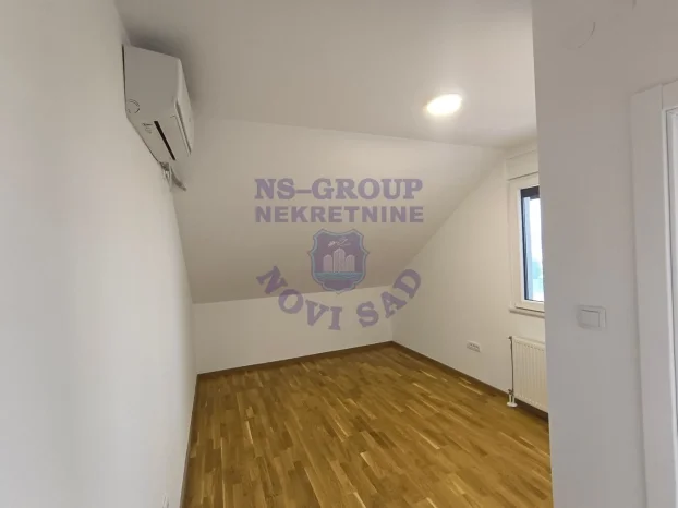 š:559422, Telep, 5+ petosoban, 122 m²