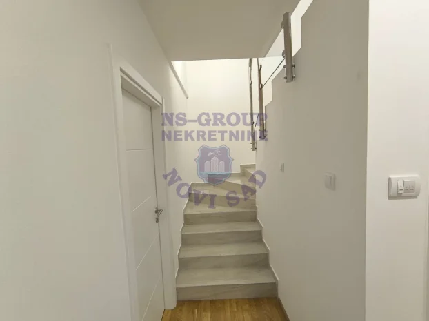 š:559422, Telep, 5+ petosoban, 122 m²