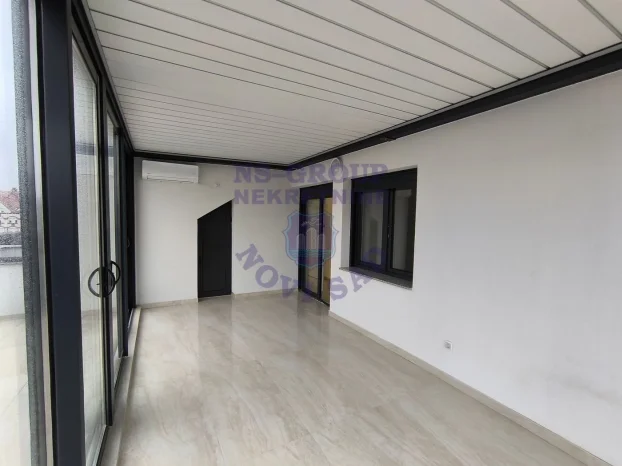 š:559422, Telep, 5+ petosoban, 122 m²