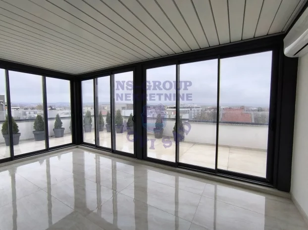 š:559422, Telep, 5+ petosoban, 122 m²