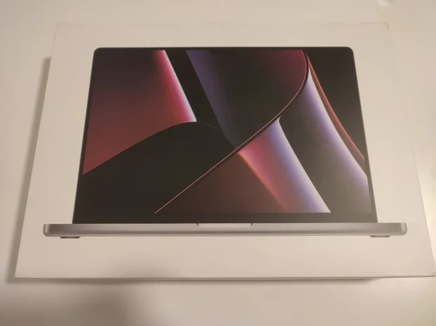 MacBook Pro M2 16" 2023 16GB / 1TB TOP PERFEKTAN