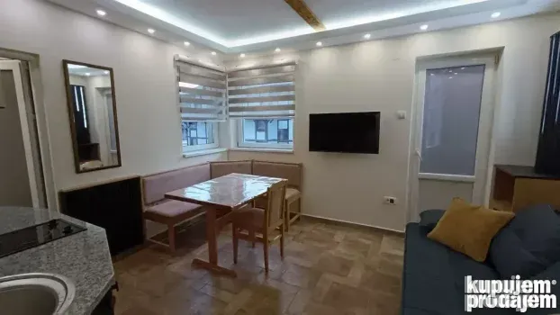 Izdajem apartman vila Suri Kopaonik