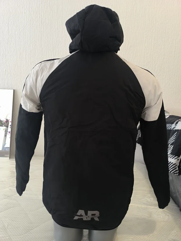 Jakna za decake zimska 158-164 SNIZENO 1600