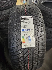 nove zimske gume 235/55 r 19 i 255/50 r 19 bridgestone