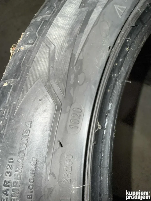 Gume 18” Petlas Velox Sport