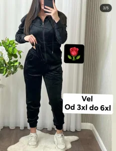 Plisane trenerke za punije